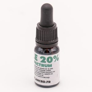 Flacon d'Huile CBD Broad Spectrum 20% MONPLANCBD (10ml), étiquette "LE 20% SPECTRUM" visible - Huile CBD haute puissance.